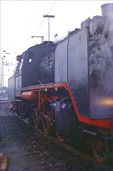 Foto:: EK 24 009 / Wuppertal-Vohwinkel / 01.12.1974 (Foto,Fotos,Bilder,Bild,)