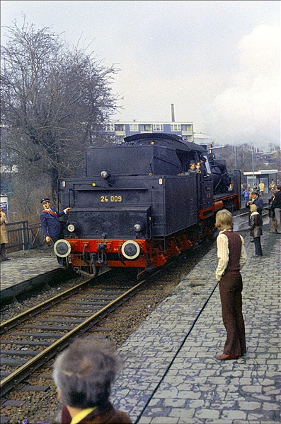 Foto:: EK 24 009 / Wuppertal / 01.12.1974 (Foto,Fotos,Bilder,Bild,)