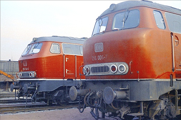 Foto:: DB 216 006-7 + DB 218 134-5 / Dortmund / 01.03.1975 (Foto,Fotos,Bilder,Bild,)