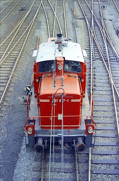 Foto:: DB 261 817-1 / Dortmund / 22.03.1975 (Foto,Fotos,Bilder,Bild,)