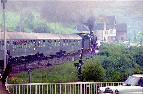 Foto:: DB 012 061-8 / Kall - Trier / 25.05.1975 (Foto,Fotos,Bilder,Bild,)