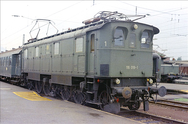 Foto:: DB 116 019-1 / Freilassing / 21.07.1975 (Foto,Fotos,Bilder,Bild,)