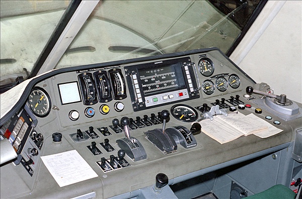 Foto:: DB 403 003-7 / Muenchen / 24.07.1975 (Foto,Fotos,Bilder,Bild,)