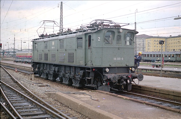 Foto:: DB 116 001-9 / Muenchen / 24.07.1975 (Foto,Fotos,Bilder,Bild,)