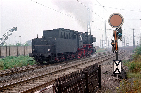 Foto:: DB 050 256-7 / Duisburg-Wedau / 13.08.1975 (Foto,Fotos,Bilder,Bild,)