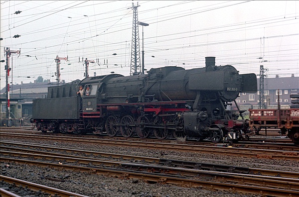 Foto:: DB 052 353-0 / Oberhausen-Osterfeld / 13.08.1975 (Foto,Fotos,Bilder,Bild,)