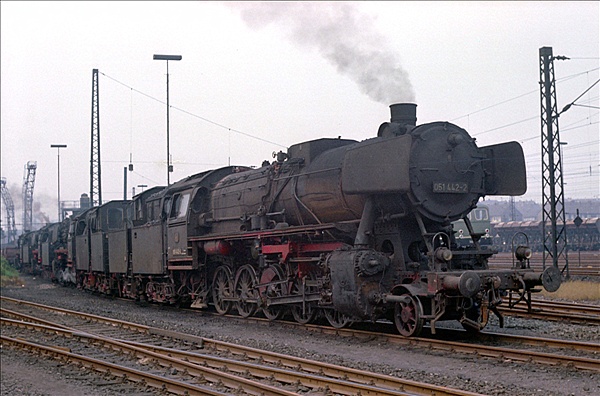 Foto:: DB 051 442-4 + DB 052 545-1 + DB 053 164-0 / Oberhausen-Osterfel (Foto,Fotos,Bilder,Bild,)