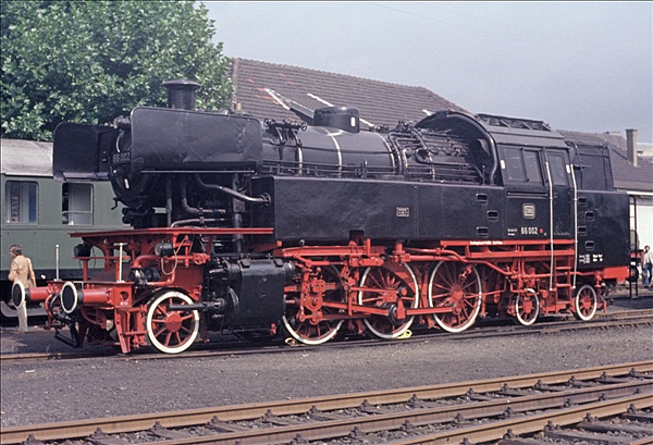 Foto:: 66 002 / Bochum-Dahlhausen / 07.09.1975 (Foto,Fotos,Bilder,Bild,)