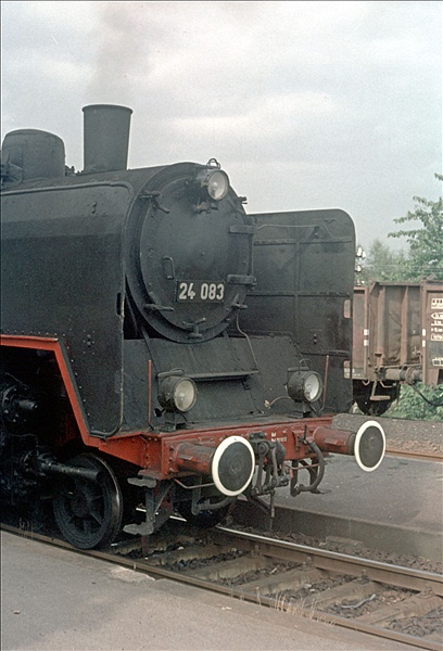 Foto:: EK 24 083 / Wehrden / 21.09.1975 (Foto,Fotos,Bilder,Bild,)