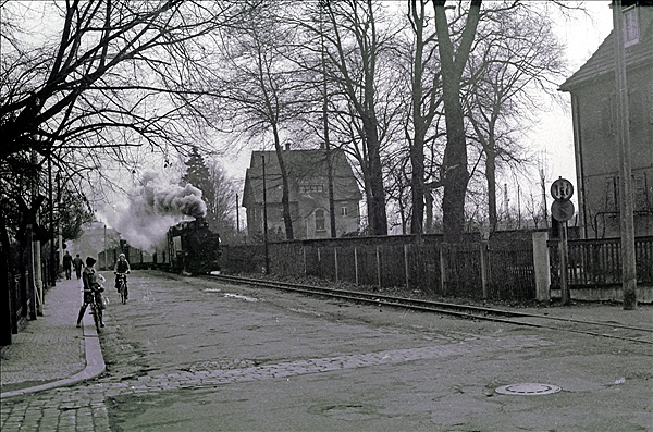Foto:: DR 99 1783-2 / Radebeul / 29.12.1975 (Foto,Fotos,Bilder,Bild,)
