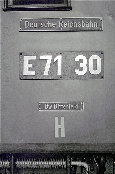 Foto:: E 71 30 / Dresden / 29.12.1975 (Foto,Fotos,Bilder,Bild,)