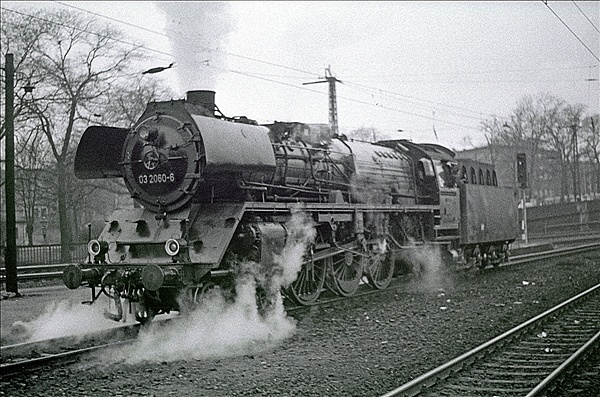 Foto:: DR 03 2060-6 / Dresden / 29.12.1975 (Foto,Fotos,Bilder,Bild,)