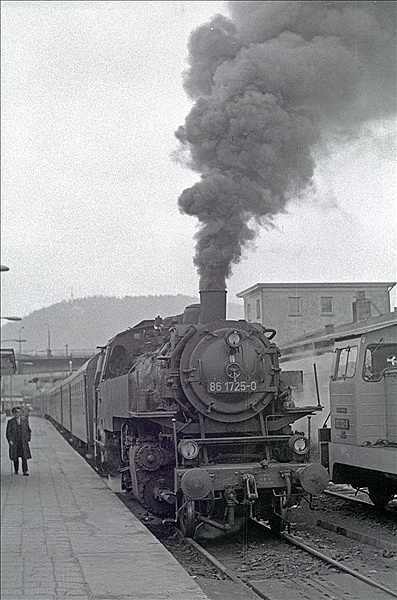 Foto:: DR 86 1725-0 / Aue / 30.12. 1975 (Foto,Fotos,Bilder,Bild,)