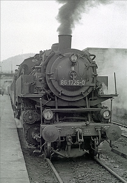 Foto:: DR 86 1725-0 / Aue / 30.12. 1975 (Foto,Fotos,Bilder,Bild,)