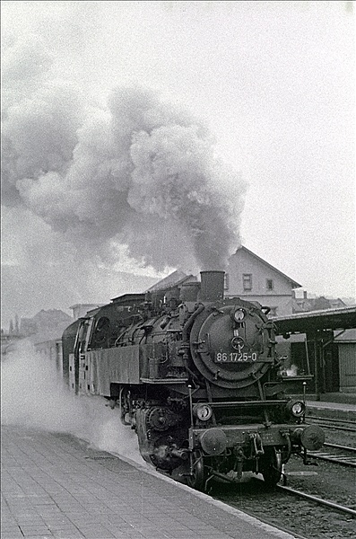 Foto:: DR 86 1725-0 / Aue / 30.12. 1975 (Foto,Fotos,Bilder,Bild,)