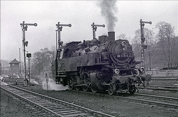 Foto:: DR 86 1775-5 / Aue / 30.12. 1975 (Foto,Fotos,Bilder,Bild,)