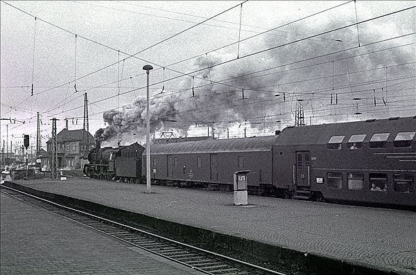 Foto:: DR 03 2243-8 / Leipzig / 04.01.1976 (Foto,Fotos,Bilder,Bild,)