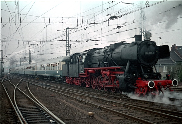 Foto:: DB 050 761-6 / Aachen / 04.04.1976 (Foto,Fotos,Bilder,Bild,)