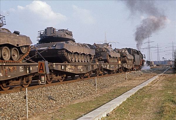Foto:: DB 042 320-2 / Lingen / 15.04.1976 (Foto,Fotos,Bilder,Bild,)