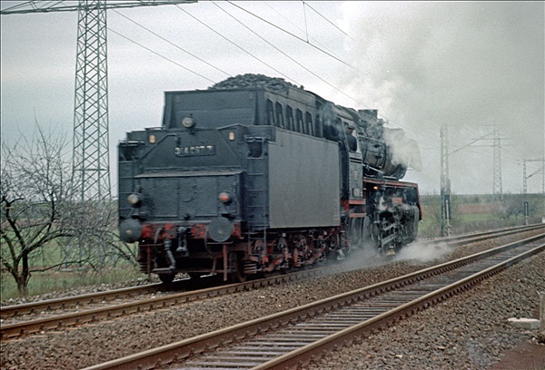 Foto:: DB 044 067-7 / Warburg / 25.04.1976 (Foto,Fotos,Bilder,Bild,)