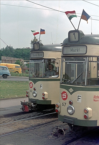 Foto:: HST 63 + HST 67 / Hagen / 29.05.1976 (Foto,Fotos,Bilder,Bild,)