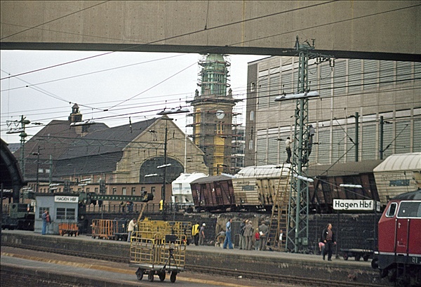 Foto:: Gueterwagen / Hagen Hbf / 05.08.1976 (Foto,Fotos,Bilder,Bild,)