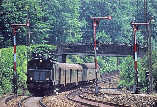 Foto:: DB 145 169-9 / Hirschsprung / 11.08.1976 (Foto,Fotos,Bilder,Bild,)
