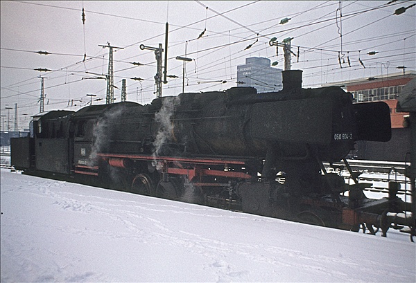Foto:: DB 050 904-2 / Duisburg / 28.12.1976 (Foto,Fotos,Bilder,Bild,)