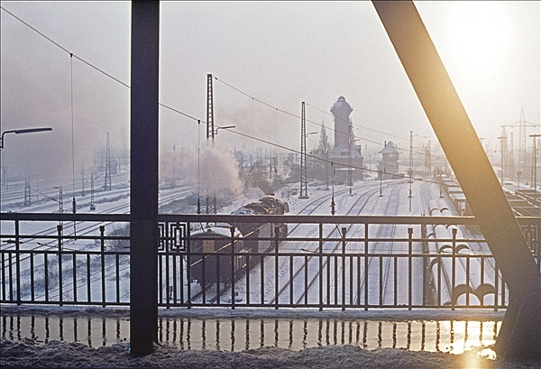 Foto:: DB 044 556-9 / Duisburg / 28.12.1976 (Foto,Fotos,Bilder,Bild,)