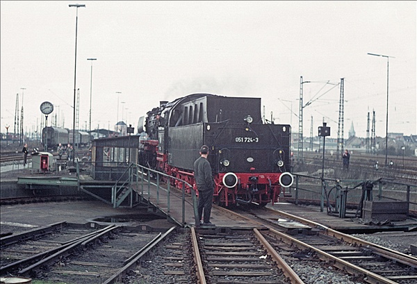 Foto:: DB 051 724-3 / Hamm / 19.02.1977 (Foto,Fotos,Bilder,Bild,)