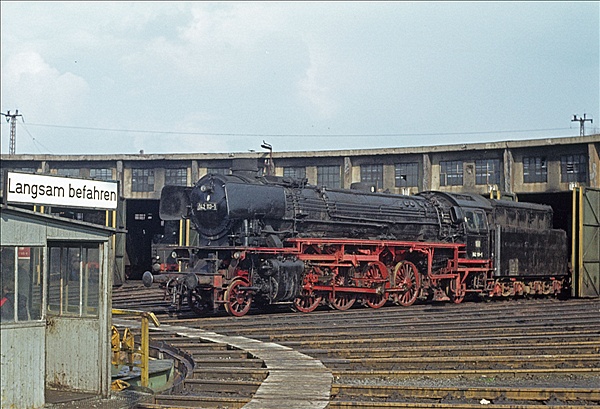 Foto:: DB 042 113-1 / Rheine / 20.03.1977 (Foto,Fotos,Bilder,Bild,)