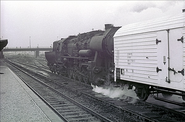 Foto:: DR 52 8145-6 / Berlin / 06.04.1977 (Foto,Fotos,Bilder,Bild,)