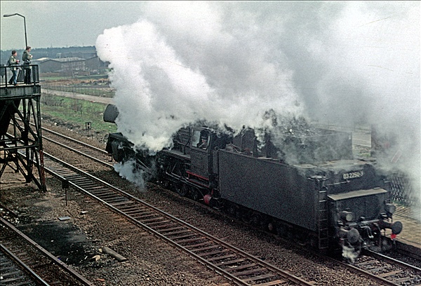 Foto:: DR 03 2250-3 / Berlin / 07.04.1977 (Foto,Fotos,Bilder,Bild,)