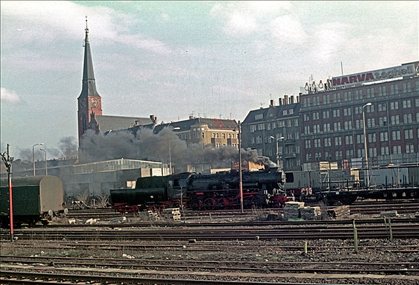 Foto:: DR 52 8177-9 / Berlin / 07.04.1977 (Foto,Fotos,Bilder,Bild,)