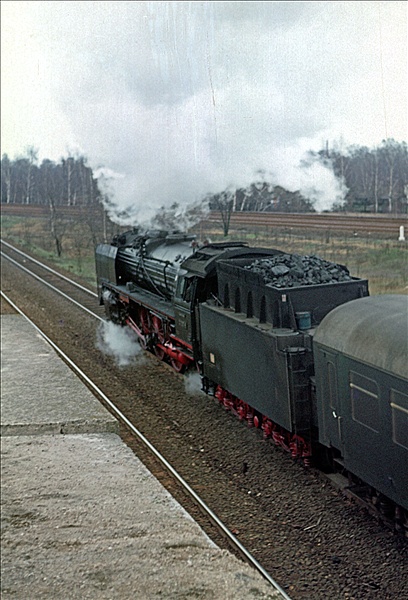 Foto:: DR 01 2137-6 / Berlin / 08.04.1977 (Foto,Fotos,Bilder,Bild,)