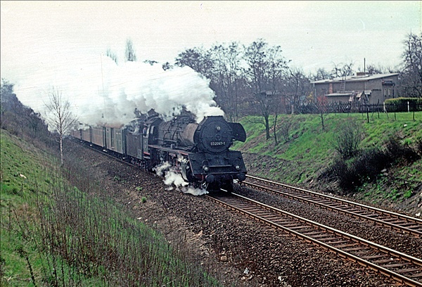 Foto:: DR 03 2067-1 / Berlin / 09.04.1977 (Foto,Fotos,Bilder,Bild,)
