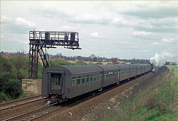 Foto:: DR 03 2067-1 / Berlin / 09.04.1977 (Foto,Fotos,Bilder,Bild,)