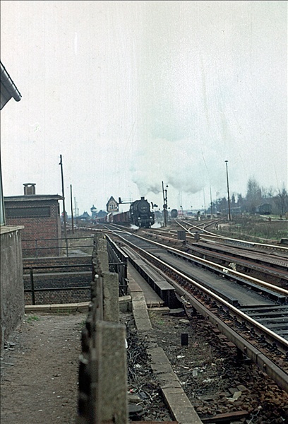 Foto:: DR 52 2850-7 / Berlin / 09.04.1977 (Foto,Fotos,Bilder,Bild,)