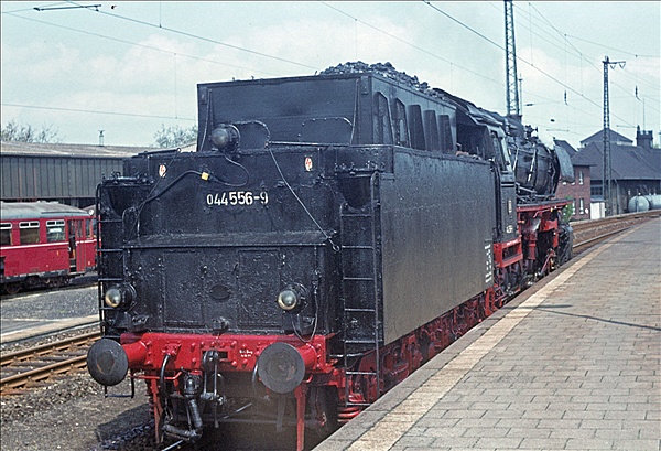 Foto:: DB 044 556-9 / Wanne-Eickel / 15.05.1977 (Foto,Fotos,Bilder,Bild,)