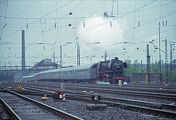 Foto:: DB 044 556-9 / Dortmund / 15.05.1977 (Foto,Fotos,Bilder,Bild,)