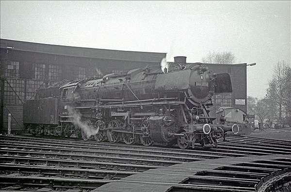 Foto:: DB 044 377-0 / Gelsenkirchen / 19.05.1977 (Foto,Fotos,Bilder,Bild,)