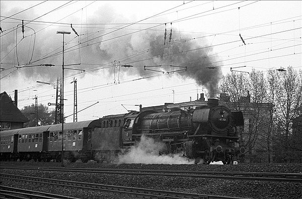 Foto:: DB 042 113-1 / Herne / 21.05.1977 (Foto,Fotos,Bilder,Bild,)