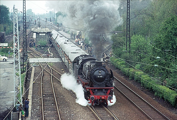 Foto:: DB 042 113-1 / Kamen / 21.05.1977 (Foto,Fotos,Bilder,Bild,)