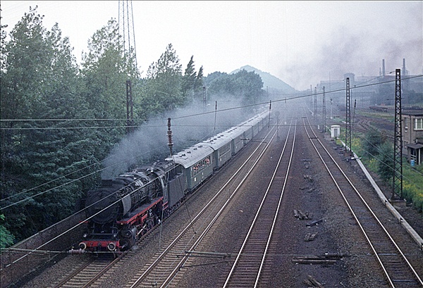 Foto:: DB 043 121-3 / Essen / 10.09.1977 (Foto,Fotos,Bilder,Bild,)