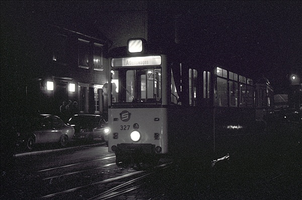 Foto:: HST 327 + HST 83 / Hagen / Oktober 1977 (Foto,Fotos,Bilder,Bild,)