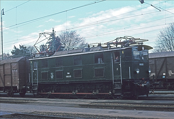 Foto:: OeBB 1180.05 / Bregenz / 29.12. 1977 (Foto,Fotos,Bilder,Bild,)