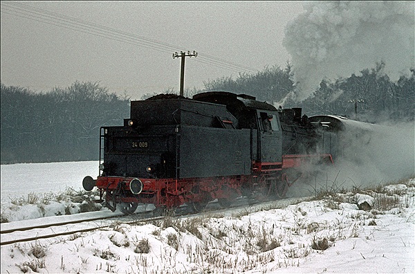 Foto:: EK 24 009 / Muenster / 12.02.1978 (Foto,Fotos,Bilder,Bild,)