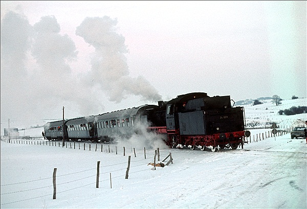 Foto:: EK 24 009 / Muenster / 12.02.1978 (Foto,Fotos,Bilder,Bild,)