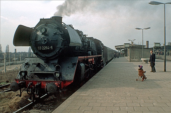 Foto:: DR 03 2254-5 / Berlin / 24.03.1978 (Foto,Fotos,Bilder,Bild,)
