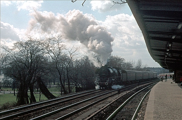 Foto:: DR 03 2126-5 / Berlin / 25.03.1978 (Foto,Fotos,Bilder,Bild,)
